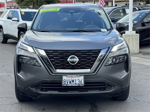 Used 2021 Nissan Rogue S image 2