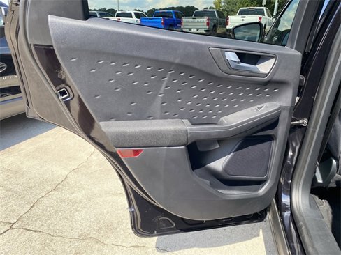 Used 2020 Ford Escape SE image 37