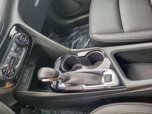 Used 2021 Buick Encore GX Essence image 17