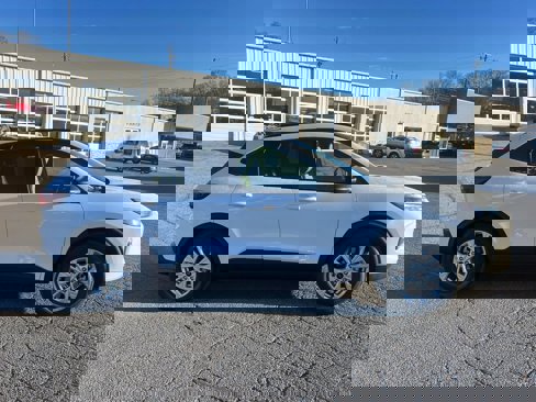 New 2025 Ford Escape Active image 8