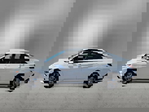 Certified 2024 Hyundai Elantra SE image 5