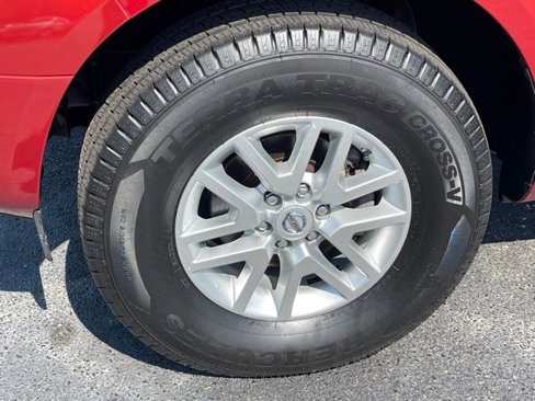 Used 2017 Nissan Frontier SV image 24