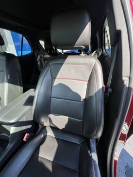 Used 2023 Chevrolet Equinox RS w/ RS Leather Package image 12