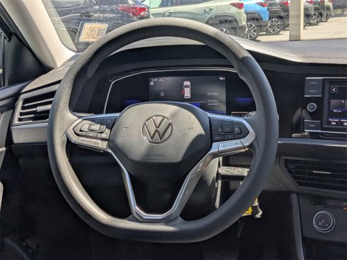 Used 2023 Volkswagen Jetta S image 13