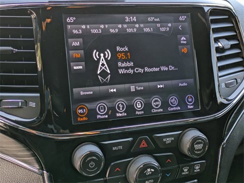 Certified 2019 Jeep Grand Cherokee Limited image 17