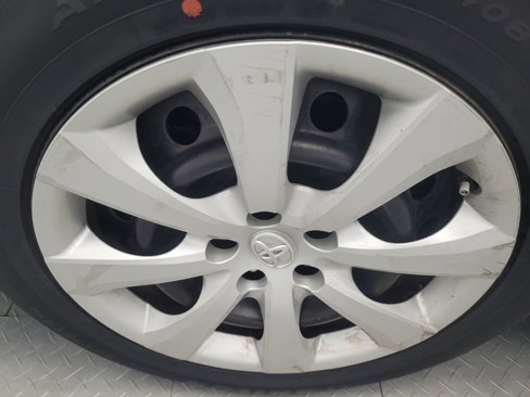 Used 2022 Toyota Corolla LE image 31