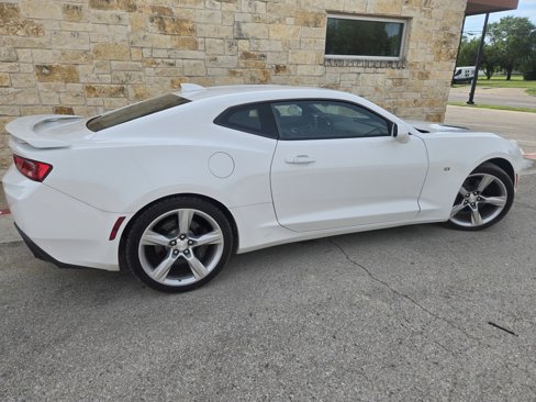 Used 2016 Chevrolet Camaro SS image 12