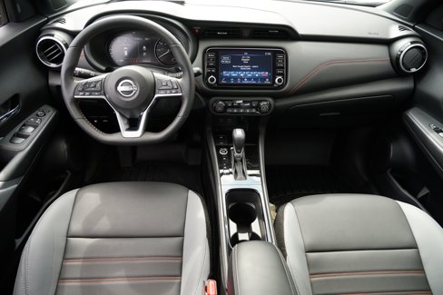 Used 2023 Nissan Kicks SR w/ SR Premium Package image 26