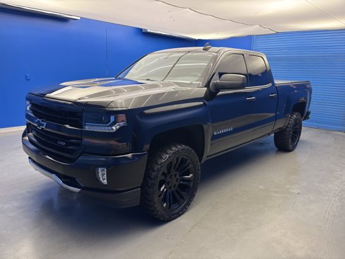Used 2018 Chevrolet Silverado 1500 LT w/ All Star Edition image 4