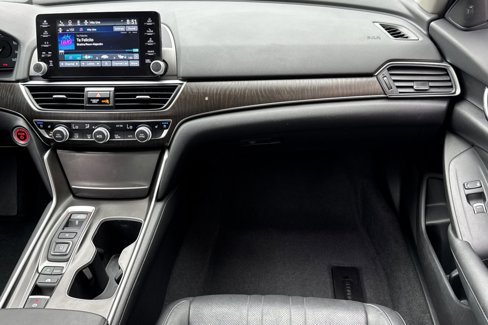 Certified 2020 Honda Accord Touring image 28