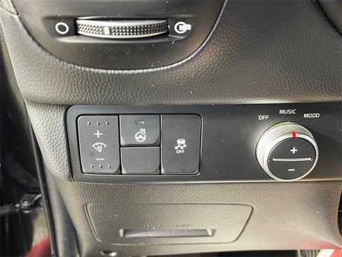 Used 2015 Kia Soul ! w/ Sun & Sound Package image 17