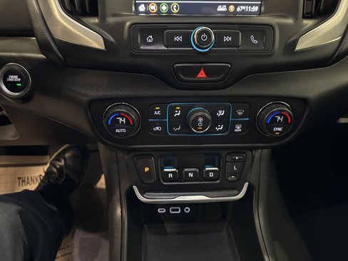 Used 2019 GMC Terrain SLE w/ Driver Convenience Package image 25