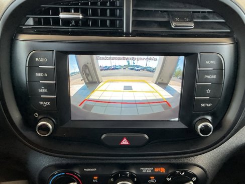 Used 2021 Kia Soul LX image 15