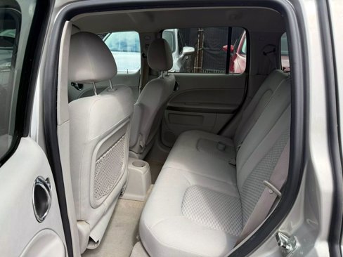 Used 2007 Chevrolet HHR LS image 10