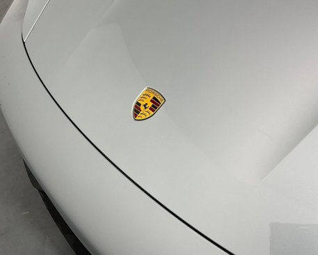 Used 2023 Porsche Taycan image 12