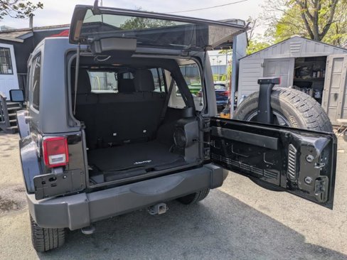 Used 2013 Jeep Wrangler Unlimited Sahara w/ Dual Top Group image 16