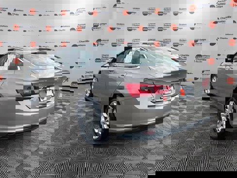 Used 2024 Chevrolet Malibu LT image 3
