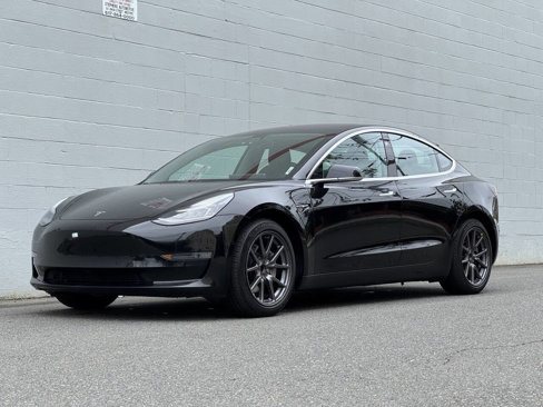 Used 2018 Tesla Model 3 Mid Range image 2