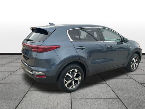 Used 2022 Kia Sportage LX image 5
