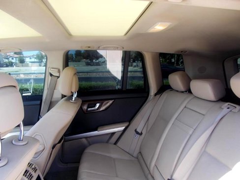 Used 2011 Mercedes-Benz GLK 350 2WD image 27