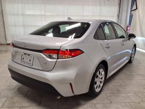 Used 2023 Toyota Corolla LE image 9