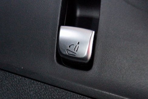 Used 2016 Mercedes-Benz GLC 300 4MATIC image 8