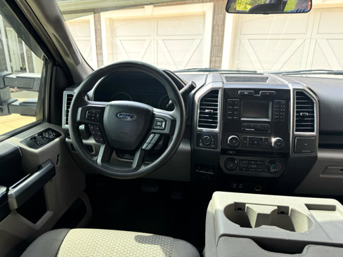 Used 2015 Ford F150 XLT w/ Max Trailer Tow Package image 16