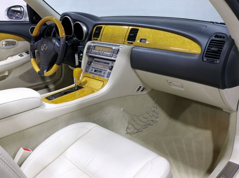 Used 2002 Lexus SC 430 Convertible image 40
