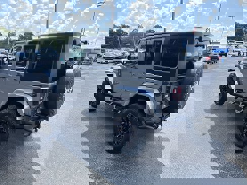 Used 2018 Jeep Wrangler Unlimited Sport image 5