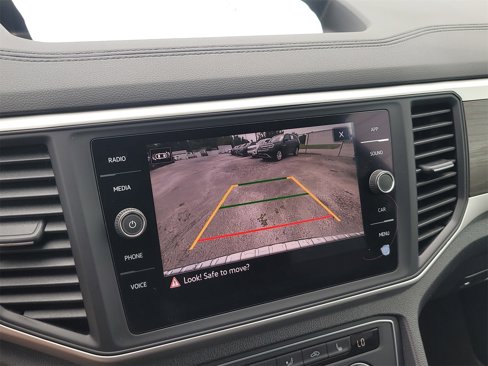 Used 2021 Volkswagen Atlas SE image 24