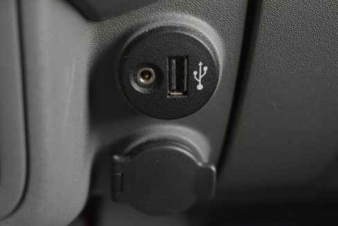 Used 2017 Nissan Frontier SV image 30