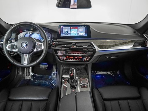 Used 2018 BMW 530e image 9