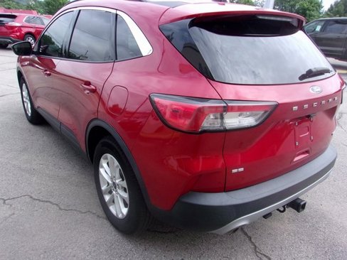 Used 2020 Ford Escape SE image 10