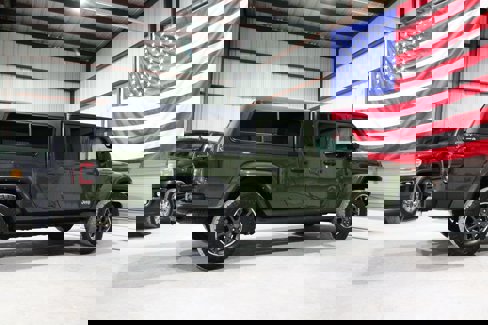 Used 2022 Jeep Gladiator Overland w/ Popular Equipment Package image 10