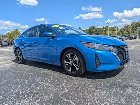 Used 2024 Nissan Sentra SV image 2