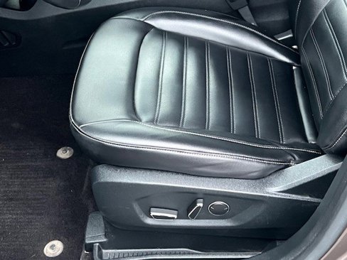Used 2019 Ford Edge SEL w/ Equipment Group 201A image 33