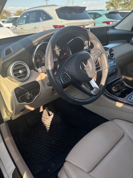 Used 2019 Mercedes-Benz GLC 350e 4MATIC image 10