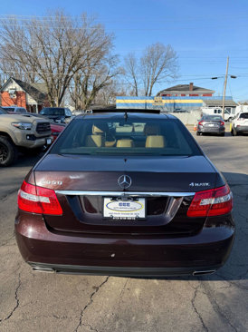 Used 2010 Mercedes-Benz E 550 4MATIC Sedan image 7