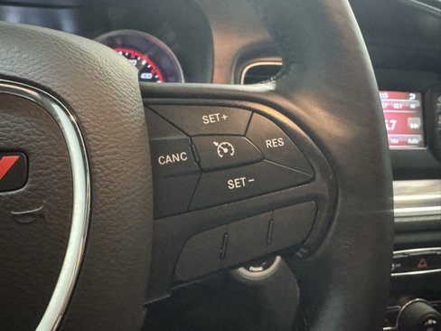 Used 2016 Dodge Charger SE image 16