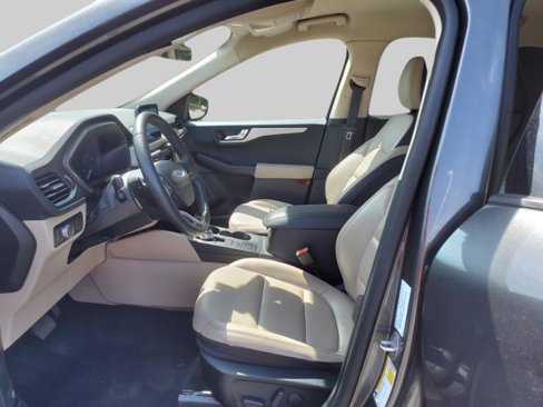 Used 2020 Ford Escape SEL image 10