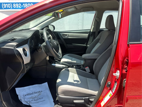Used 2018 Toyota Corolla LE image 21