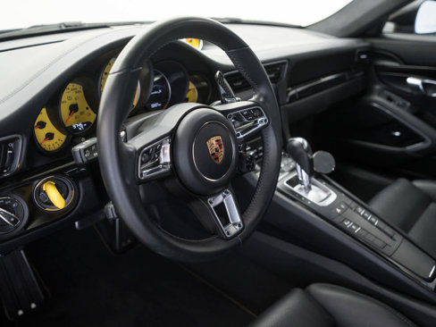 Used 2019 Porsche 911 Turbo S image 17