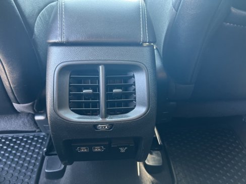 Used 2022 Jeep Cherokee Latitude Lux w/ Sun & Sound Group image 19