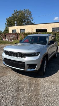 Used 2023 Jeep Grand Cherokee L Laredo w/ Luxury Tech Group I image 1