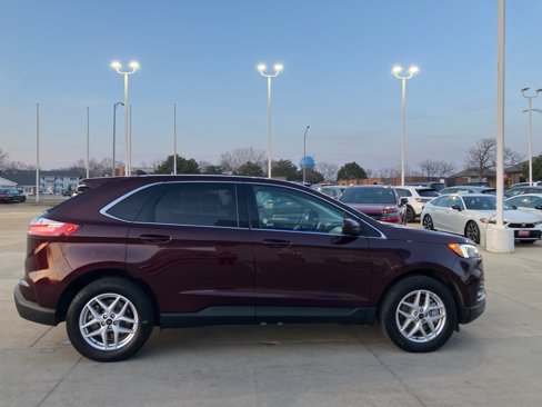 Used 2023 Ford Edge SEL image 2