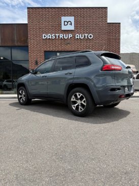 Used 2014 Jeep Cherokee Trailhawk w/ Leather Interior Group image 14