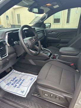 Used 2024 GMC Canyon Elevation w/ Convenience Package image 13