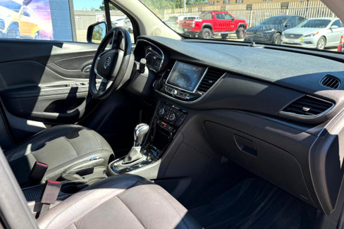 Used 2018 Buick Encore Essence image 15