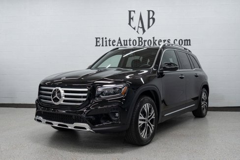 Used 2024 Mercedes-Benz GLB 250 4MATIC w/ Driver Assistance Package image 1