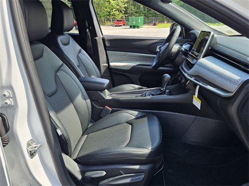 New 2025 Jeep Compass Latitude image 18